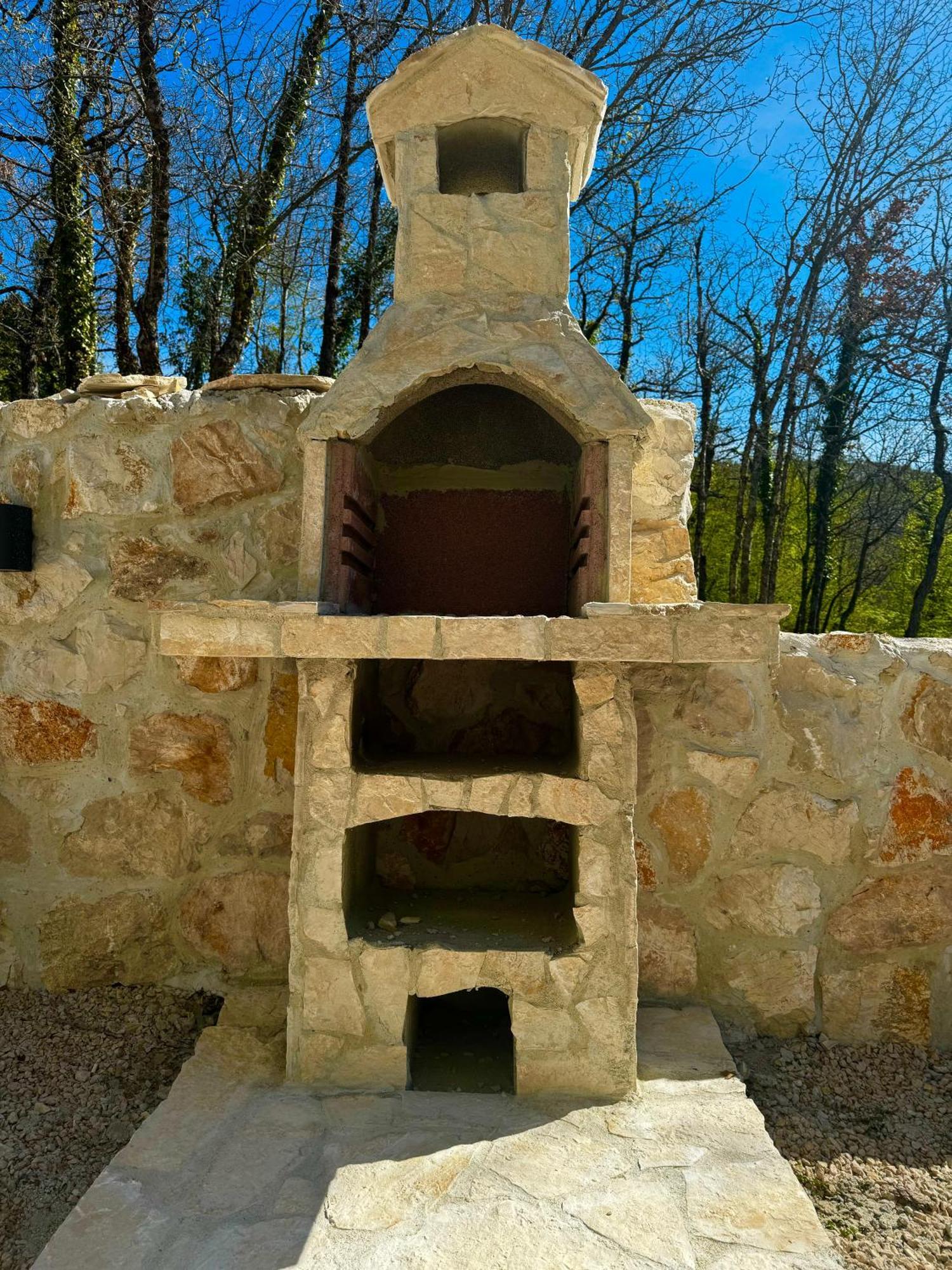 Luxury Villa Andrea Vrzika In Forest Near The Sea Zagvozd Buitenkant foto